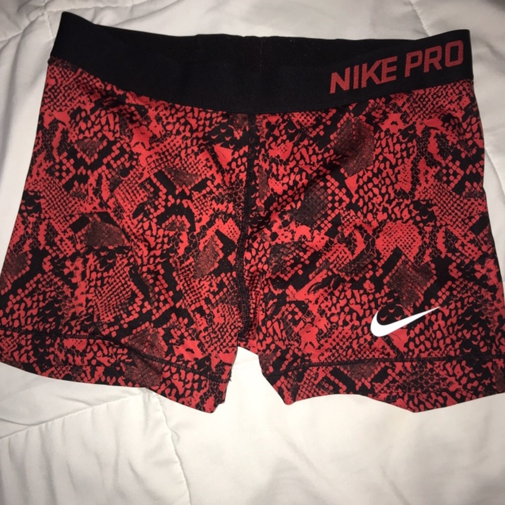 Red Nike Pro